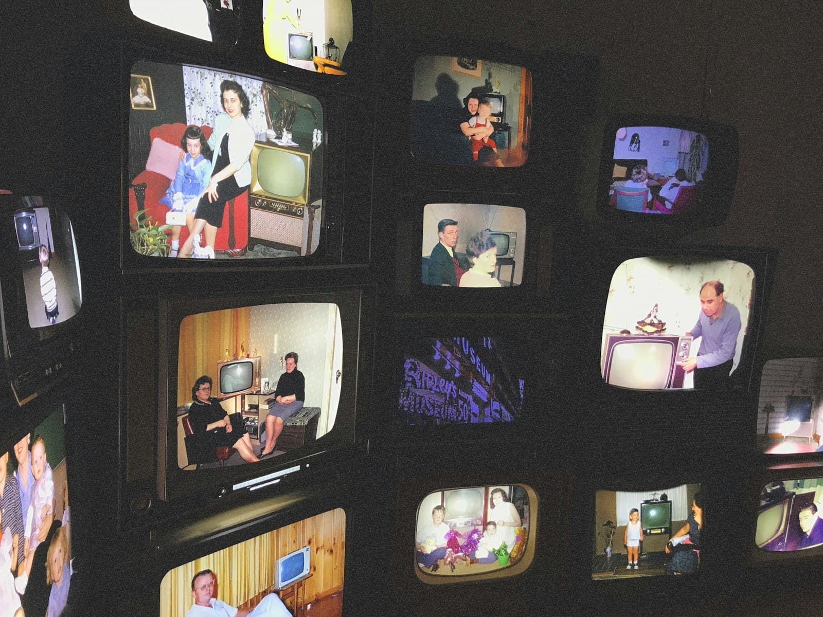 The Suite That Reads the Public Sphere